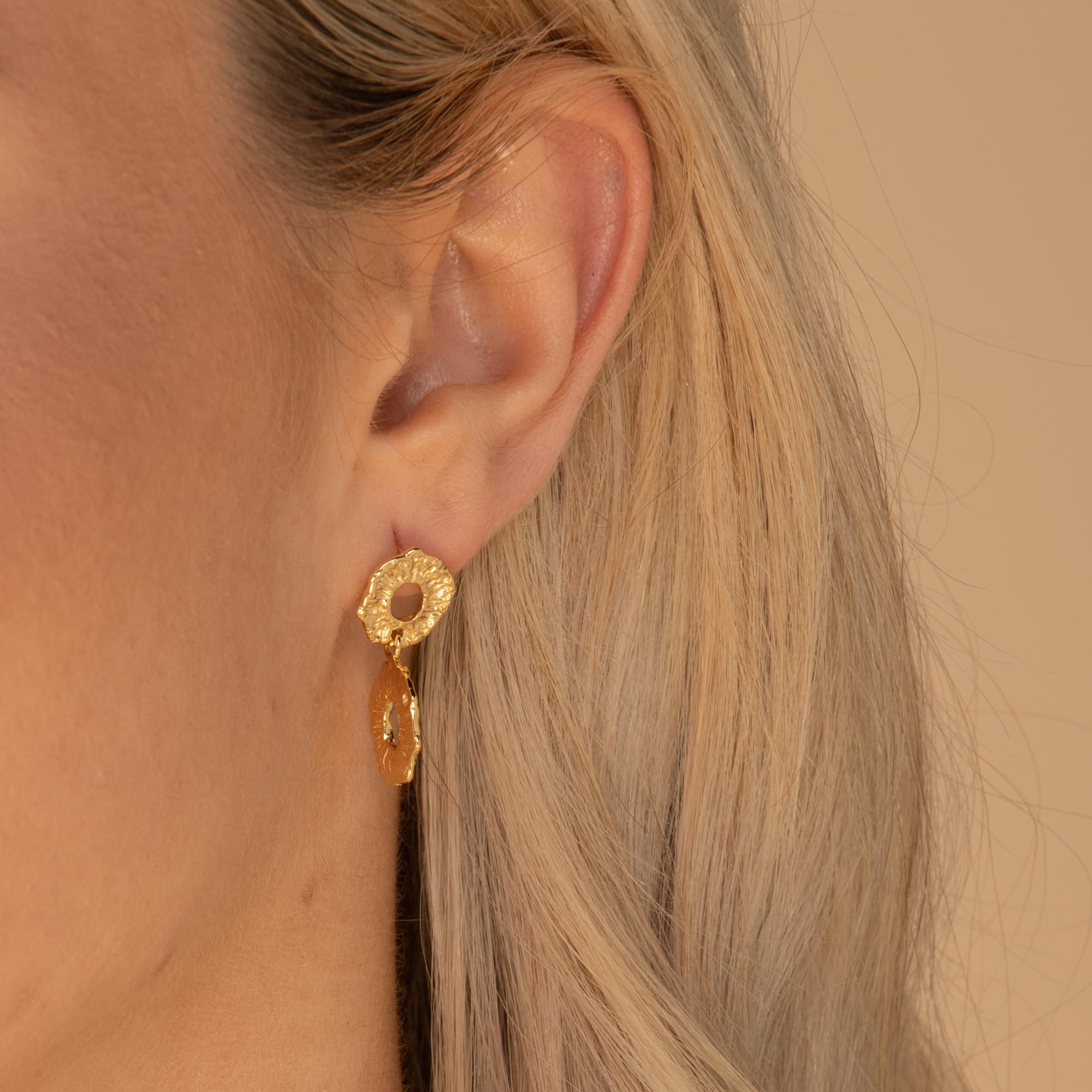 Molten Link Earrings Gold